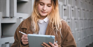 A tecnologia como estratégia da pedagogia da leitura nas IES - Pearson